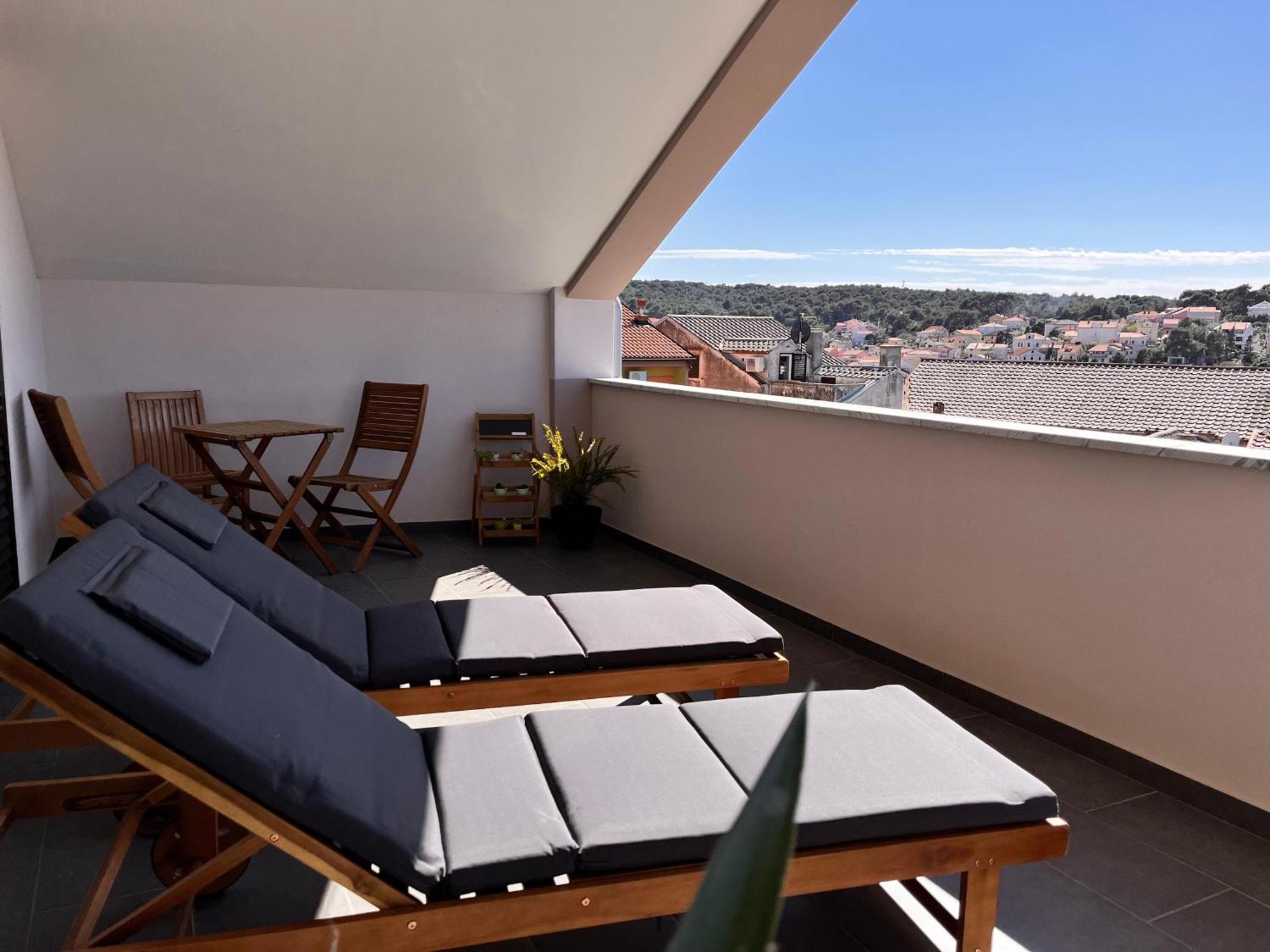 Apartment Oscar Mali Lošinj Extérieur photo